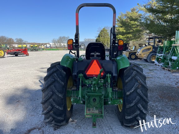 Photo of 2023 John Deere 5075E