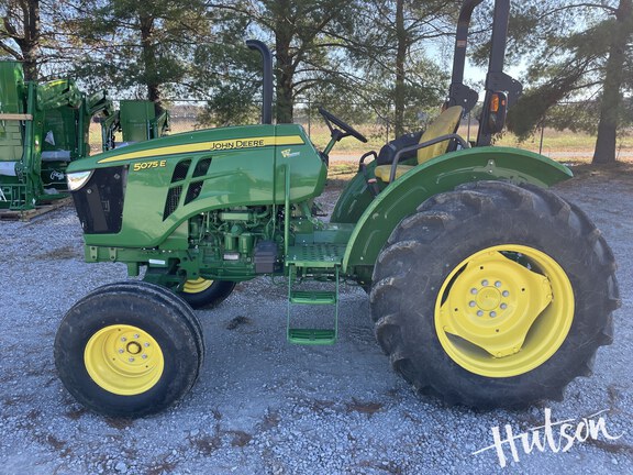 Photo of 2023 John Deere 5075E