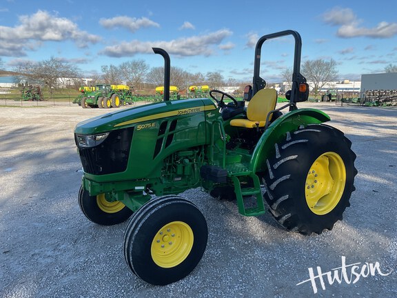 Photo of 2023 John Deere 5075E