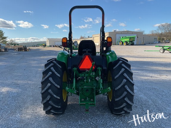 Photo of 2023 John Deere 5075E