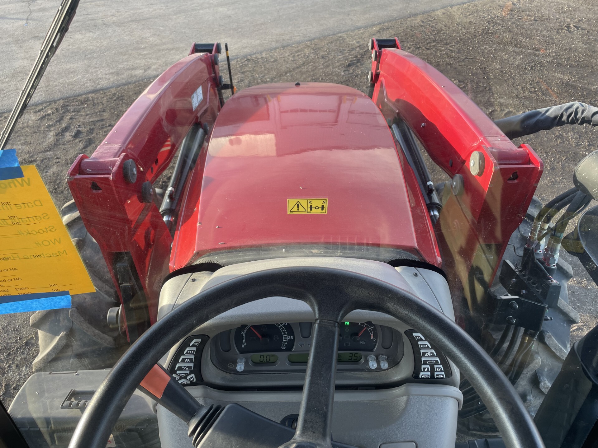 2024 Case IH Maxxum 145 T4B Image 24