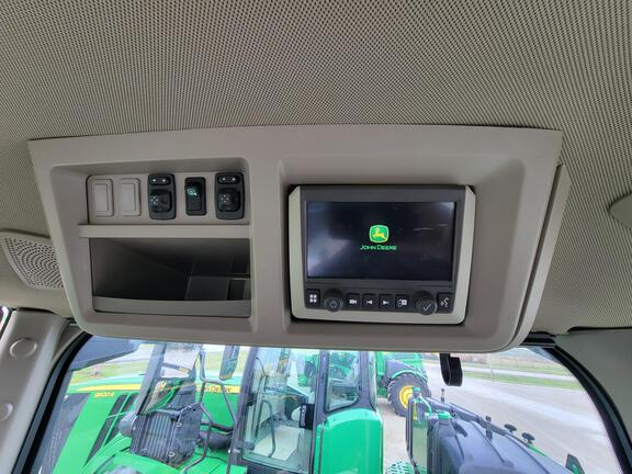 2025 John Deere 8R 340 - Photo20