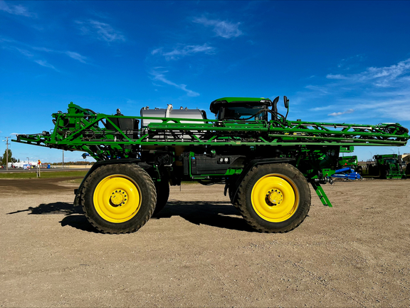2025 John Deere 616R
