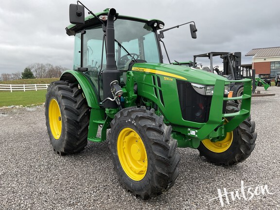 Photo of 2025 John Deere 5130M