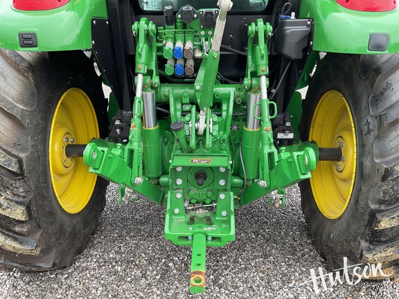 Photo of 2025 John Deere 5130M