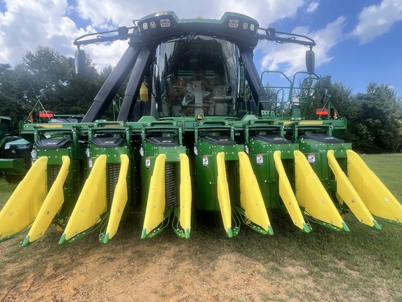 2025 John Deere CP770 Photo 5