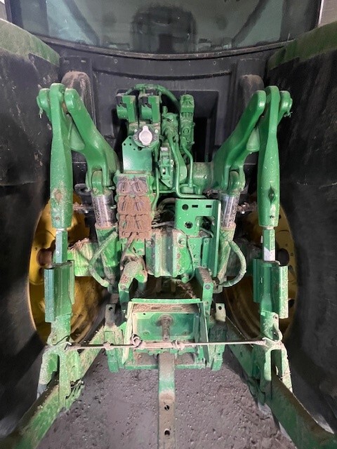 2017 John Deere 6155R Image 12