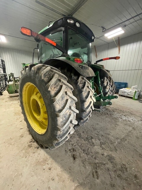 2017 John Deere 6155R Image 6