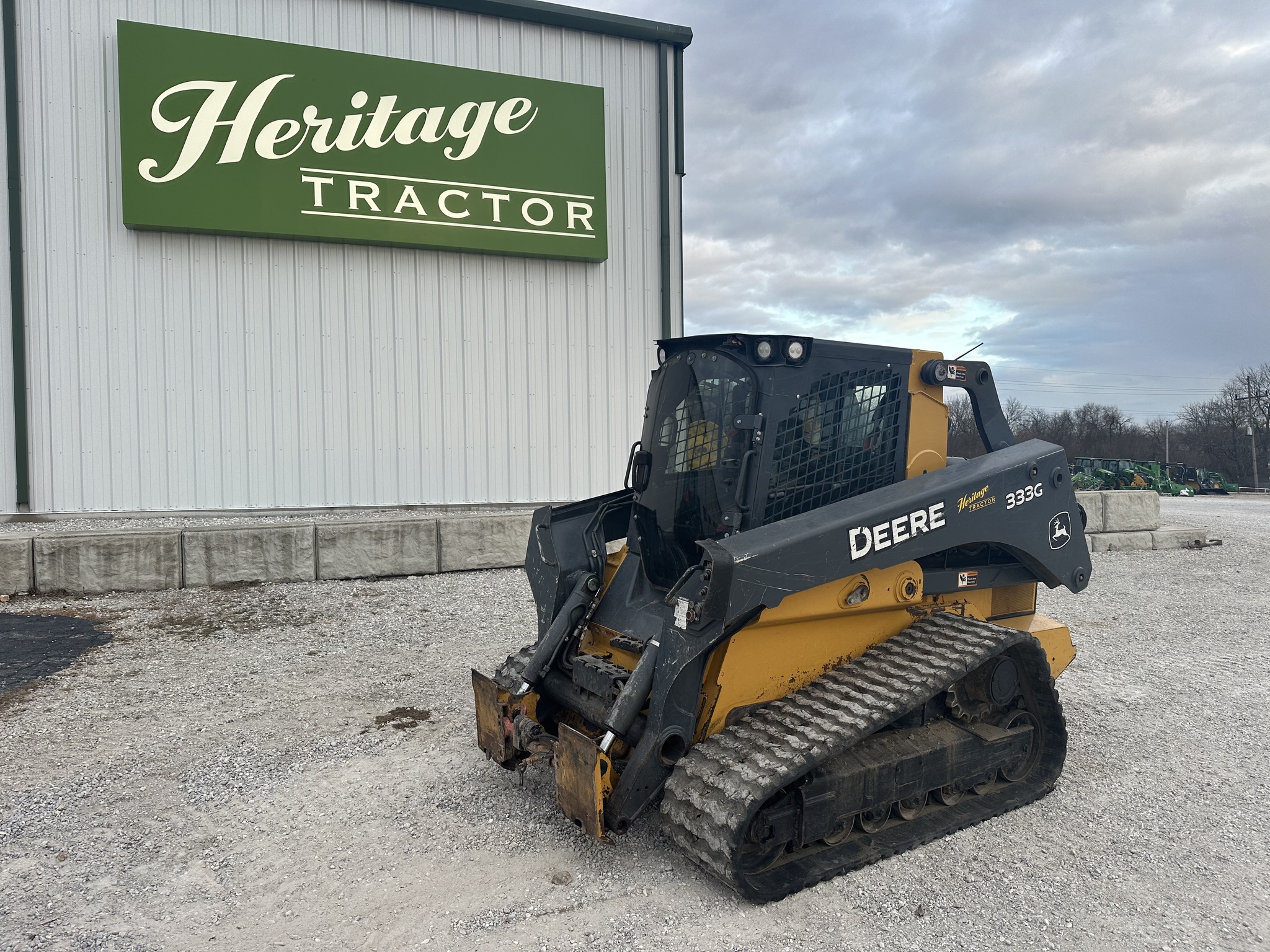  2019 John Deere 333G at Heritage Tractor in Joplin, MO