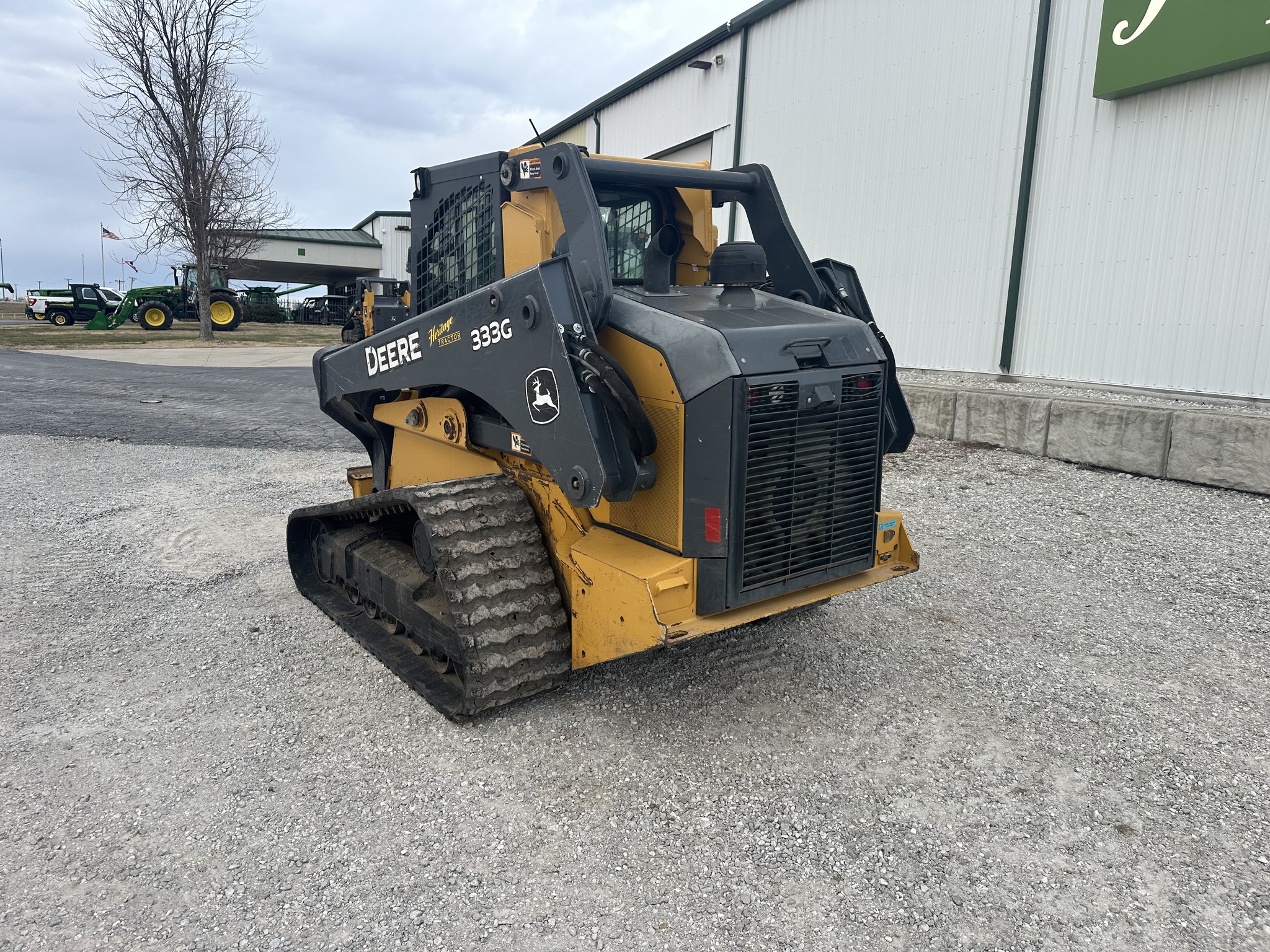  2019 John Deere 333G at Heritage Tractor in Joplin, MO