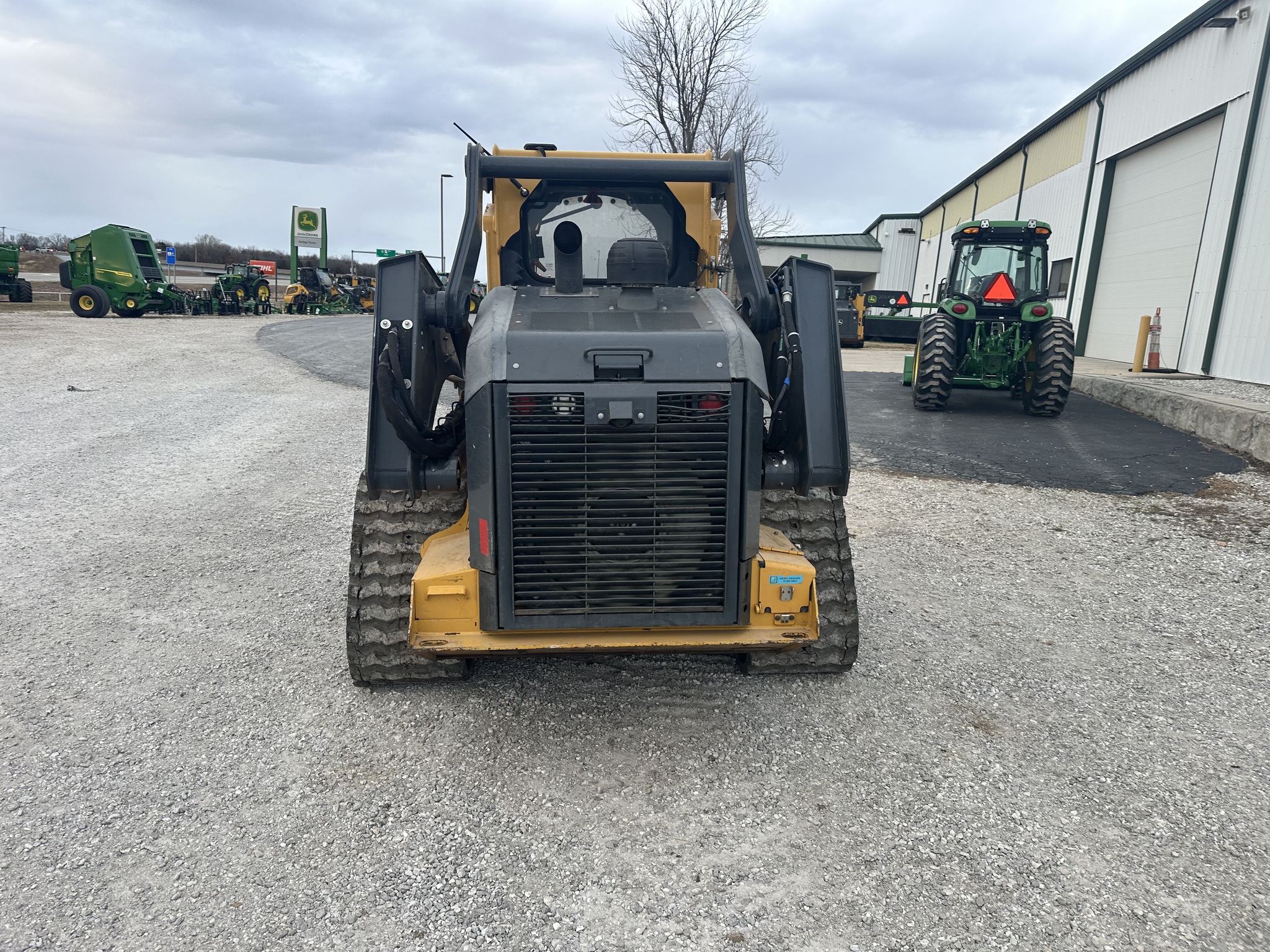  2019 John Deere 333G at Heritage Tractor in Joplin, MO