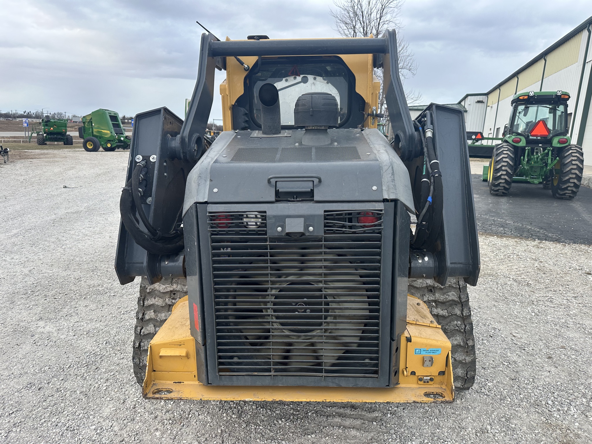  2019 John Deere 333G at Heritage Tractor in Joplin, MO