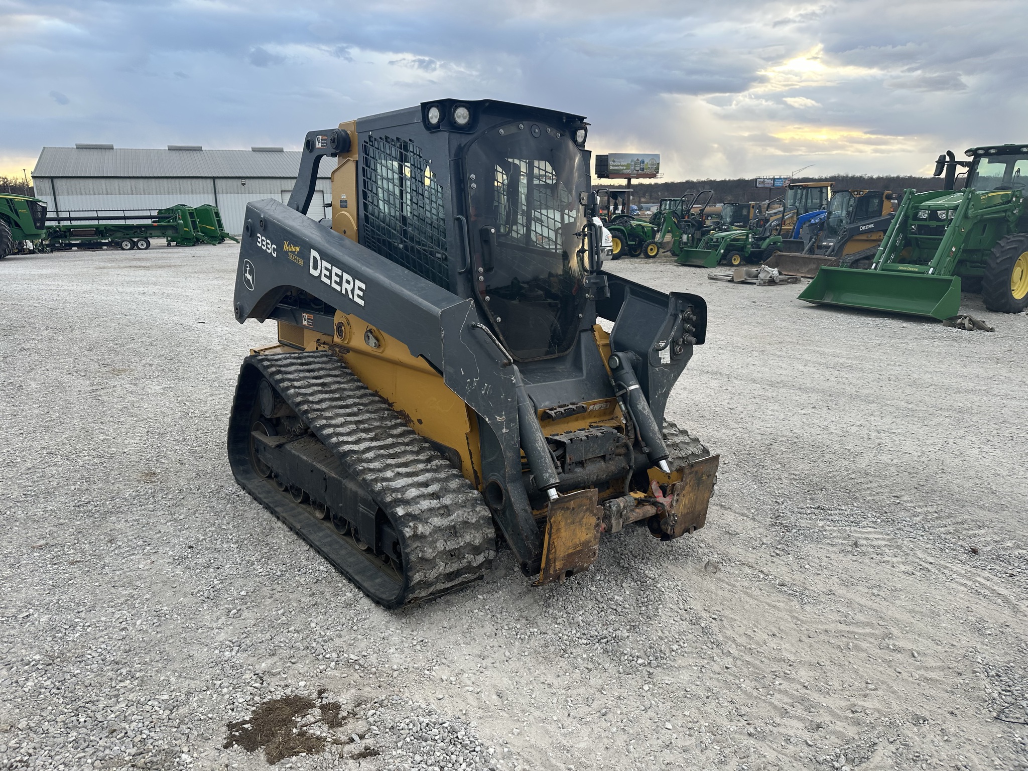  2019 John Deere 333G at Heritage Tractor in Joplin, MO