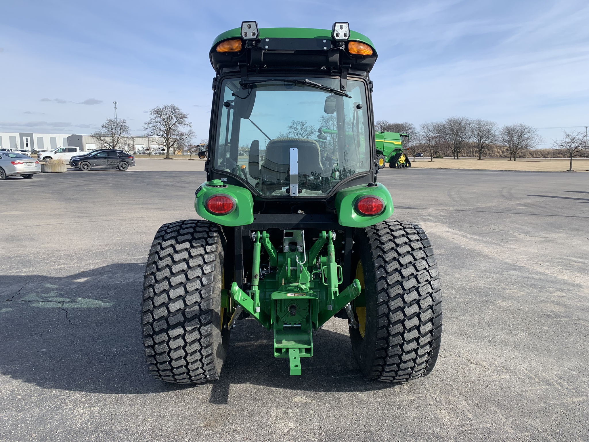 2024 John Deere 4066R Image 4