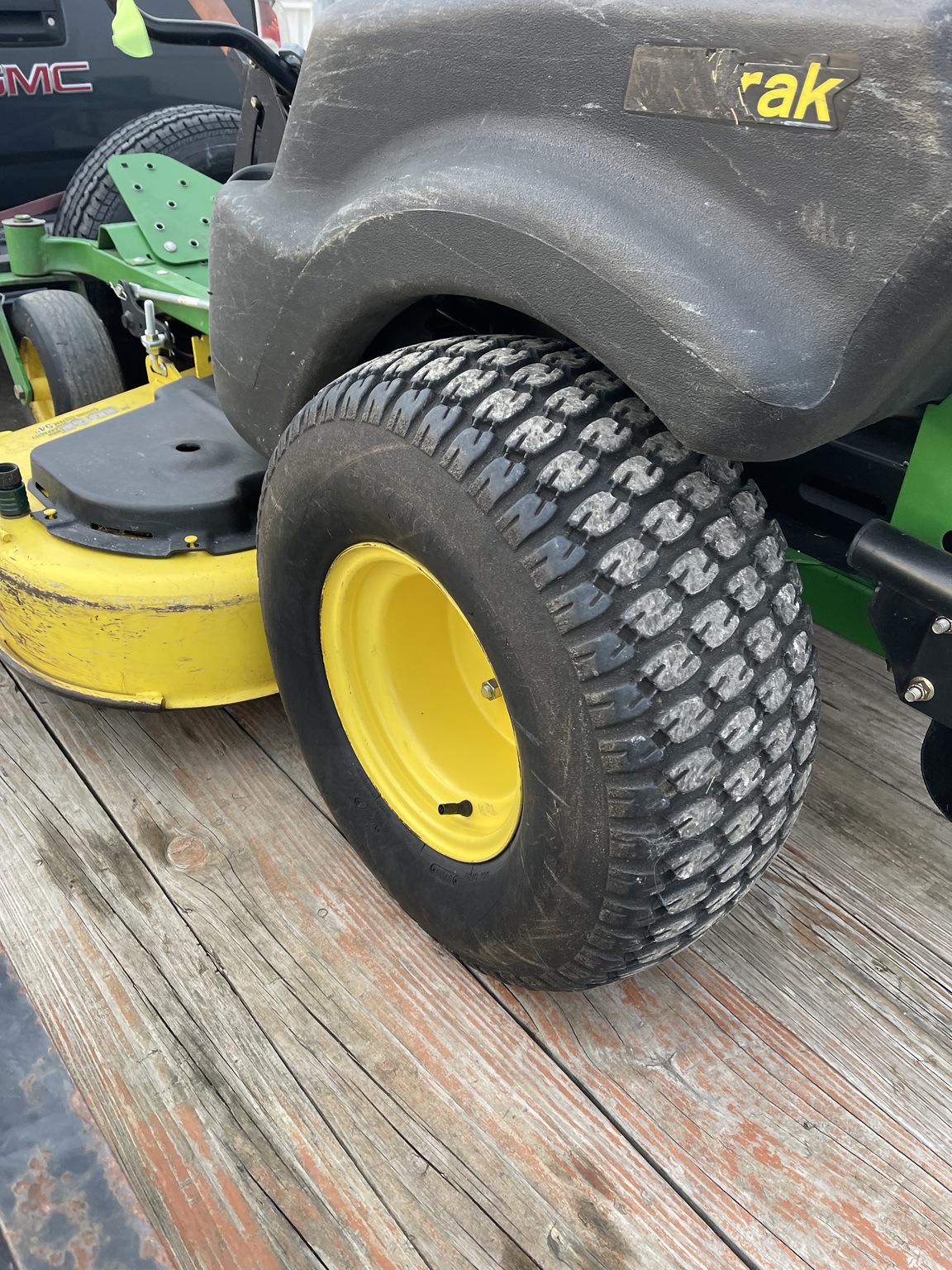 2009 John Deere Z445 Image 6