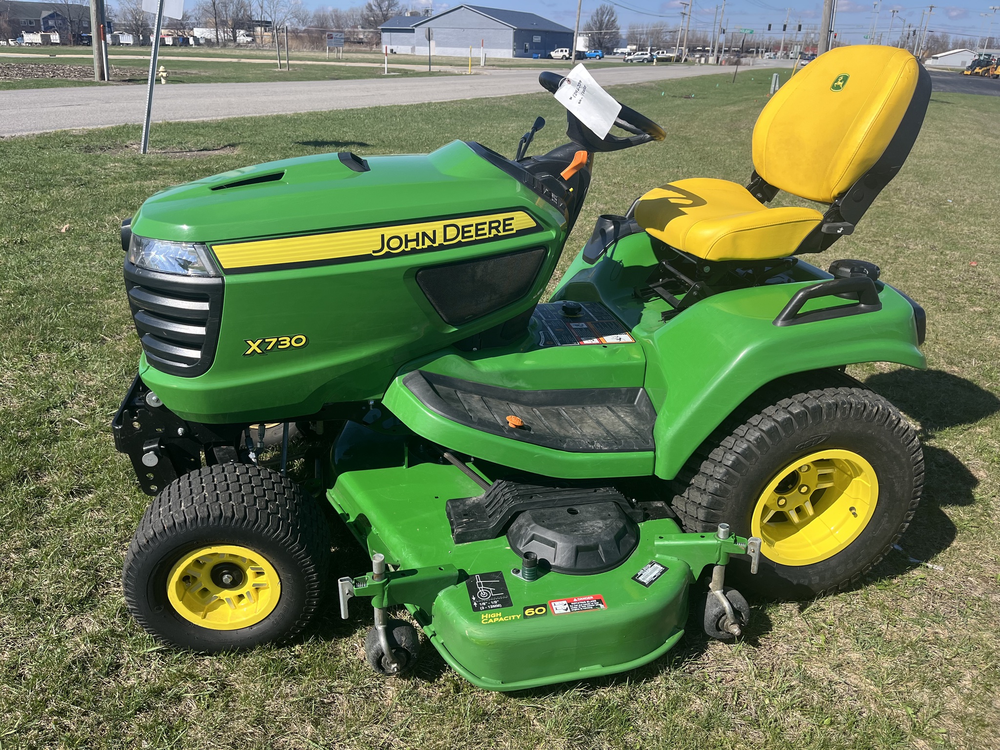 2024 John Deere X730 Image 2