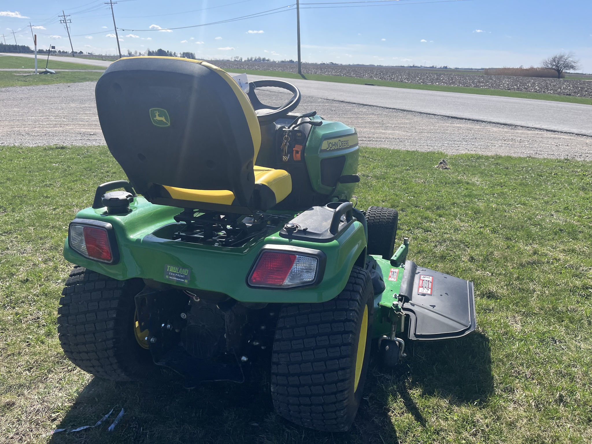 2024 John Deere X730 Image 11