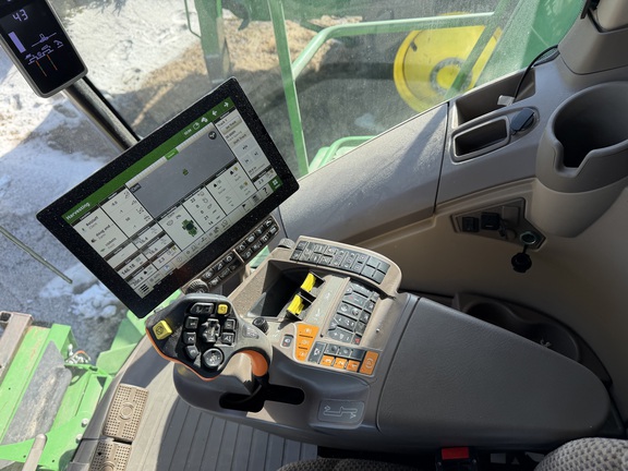 2024 John Deere S770 - Photo40