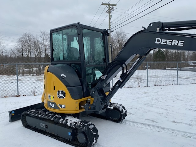 2026 John Deere 35 P Image 4