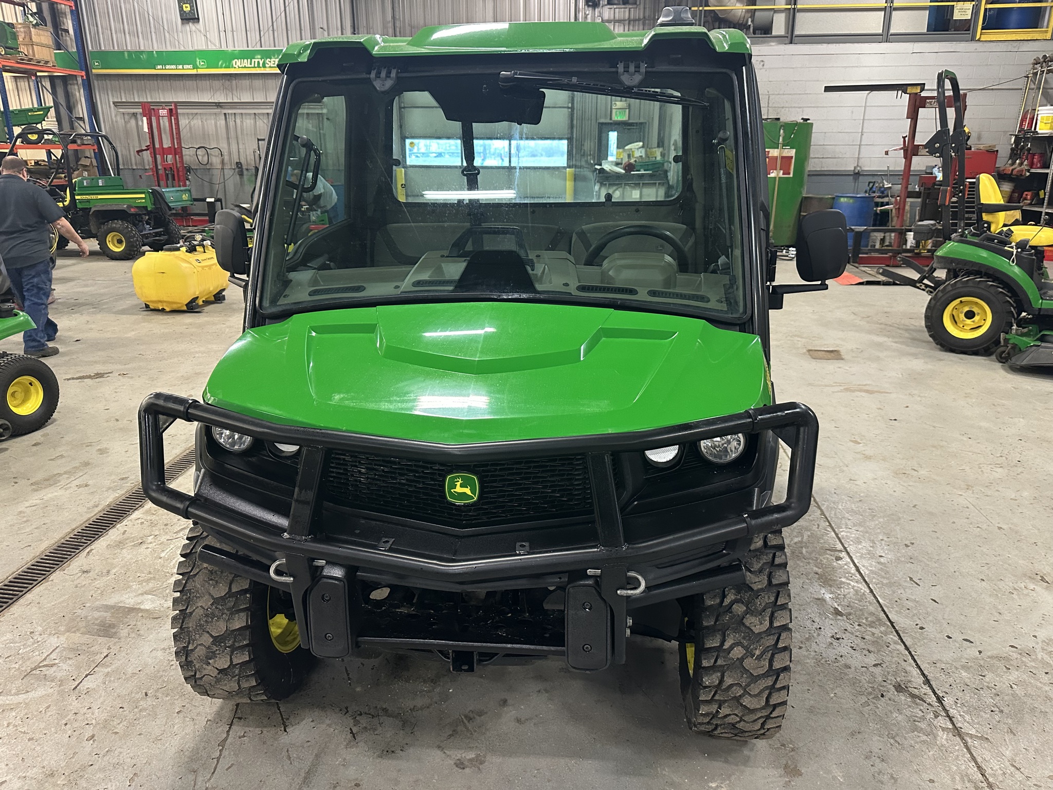 2023 John Deere XUV 835R Image 3