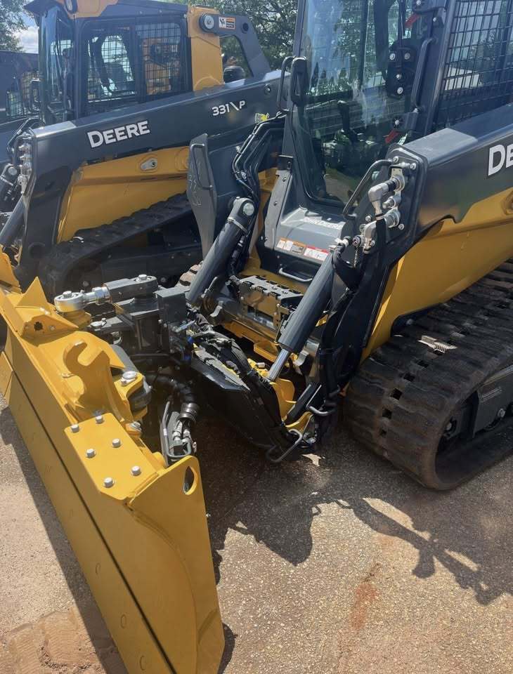 2026 John Deere 333 P Image 2