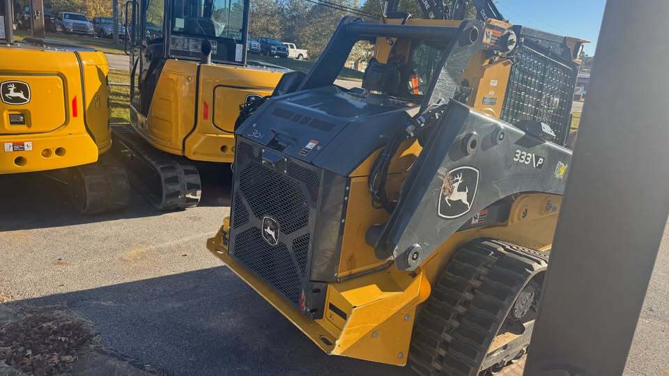 John Deere 333 P Image 8