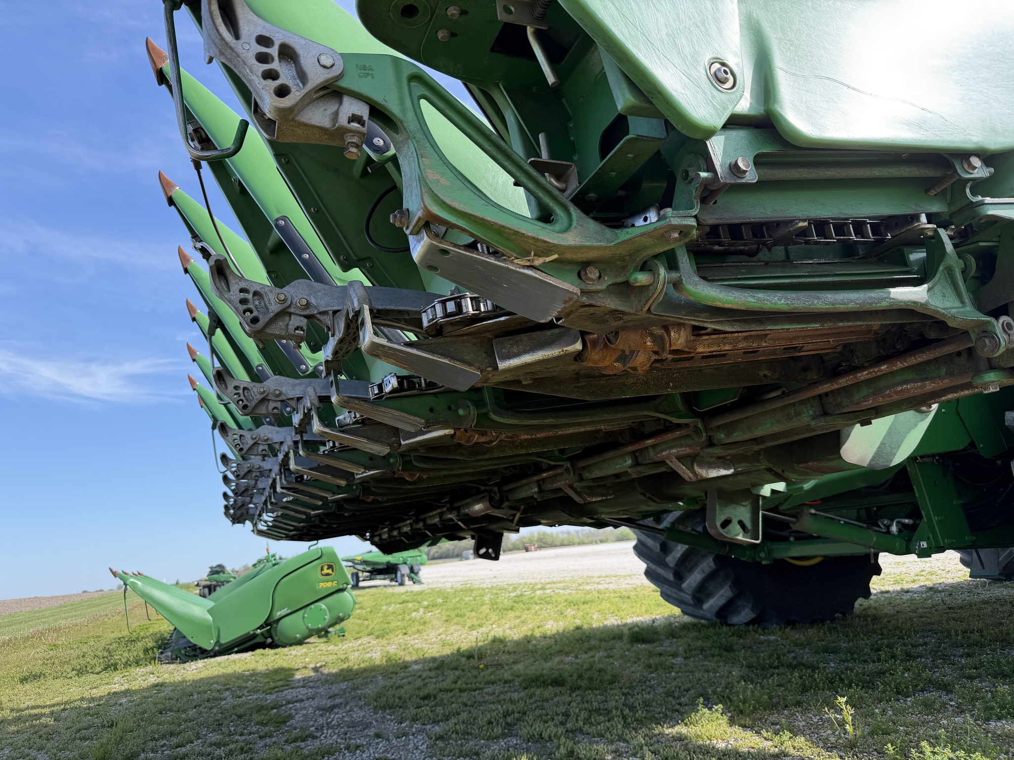  2009 John Deere 608C at Heritage Tractor in Quincy, IL