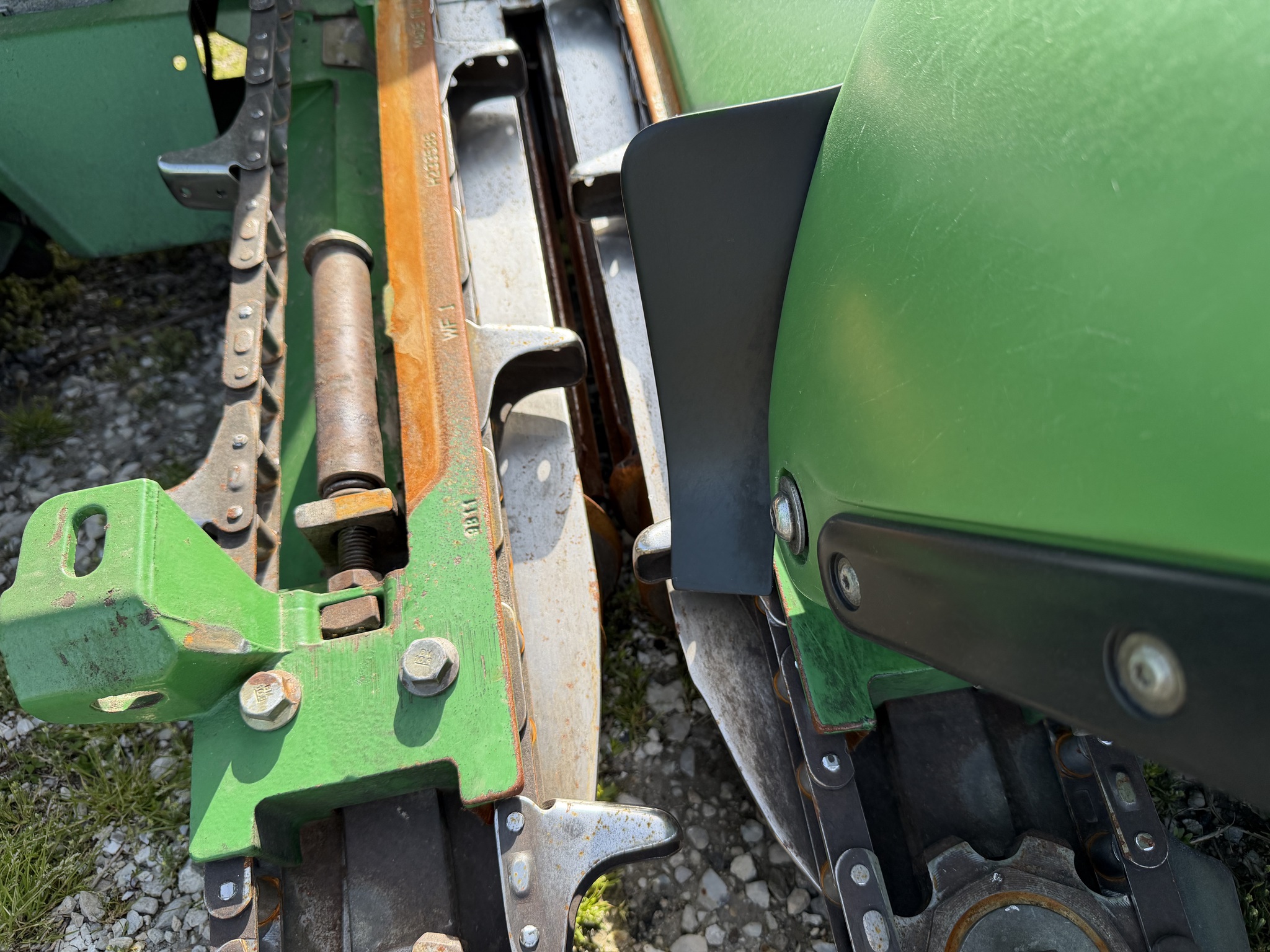  2009 John Deere 608C at Heritage Tractor in Quincy, IL
