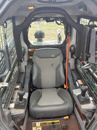 2024 John Deere 333 P