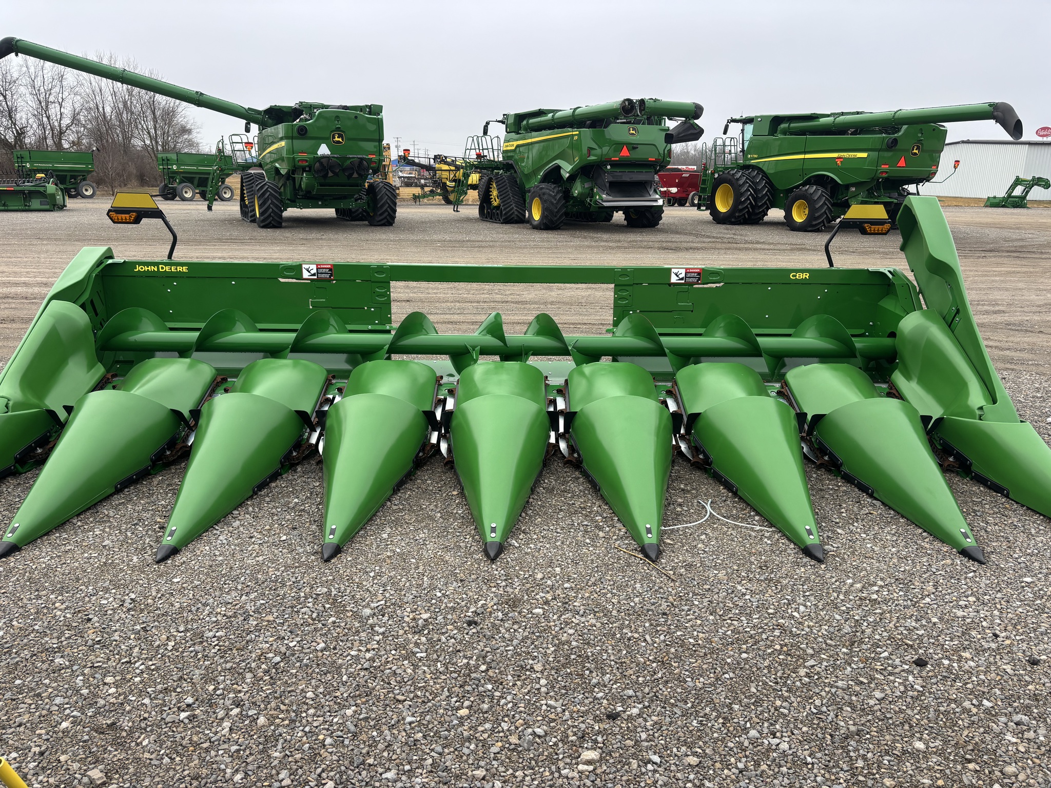 2024 John Deere C8R Image 1