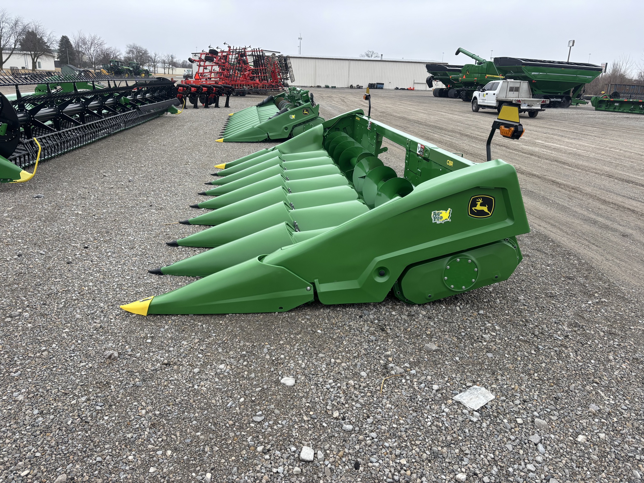 2024 John Deere C8R Image 2