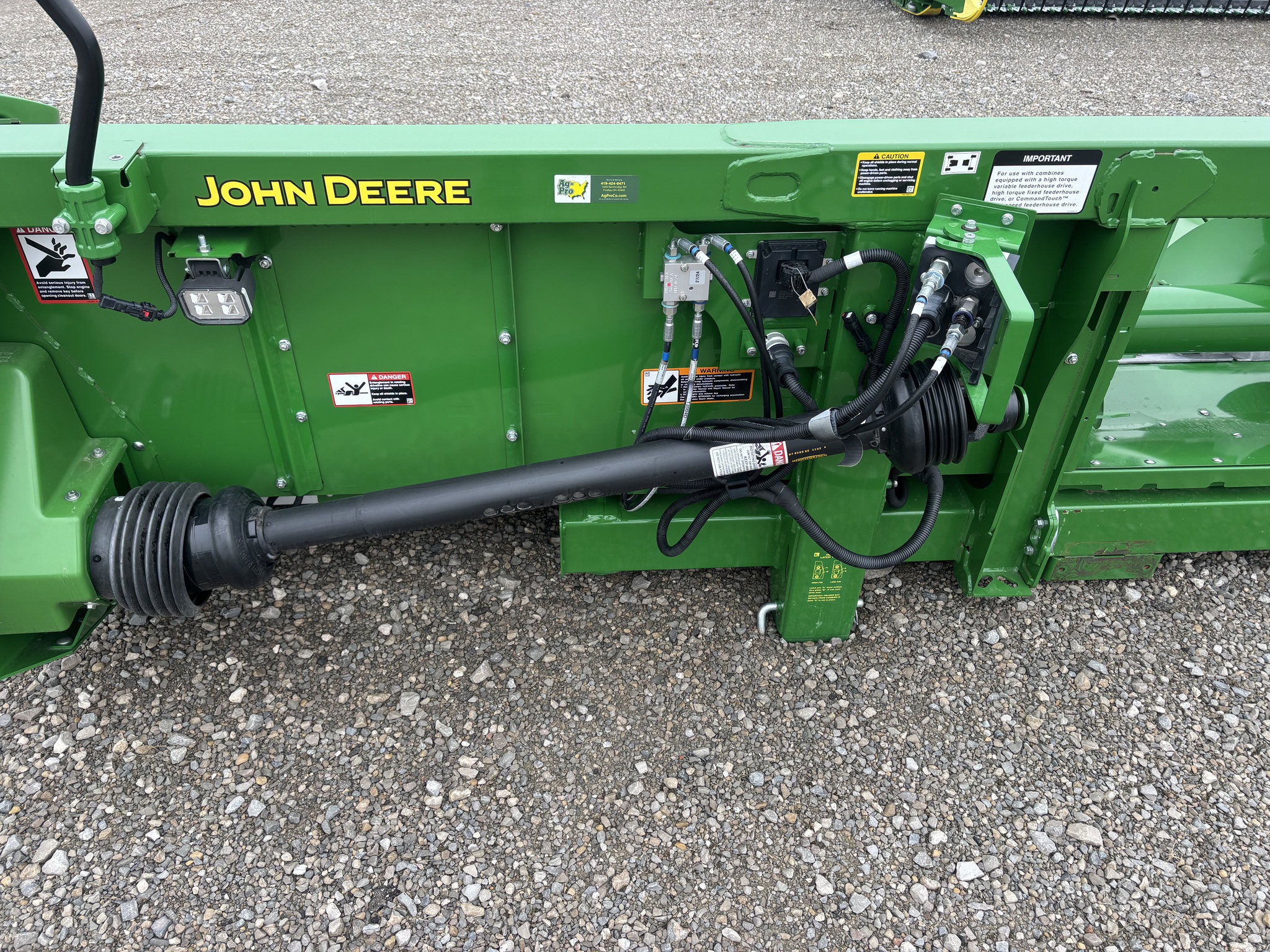 2024 John Deere C8R Image 6