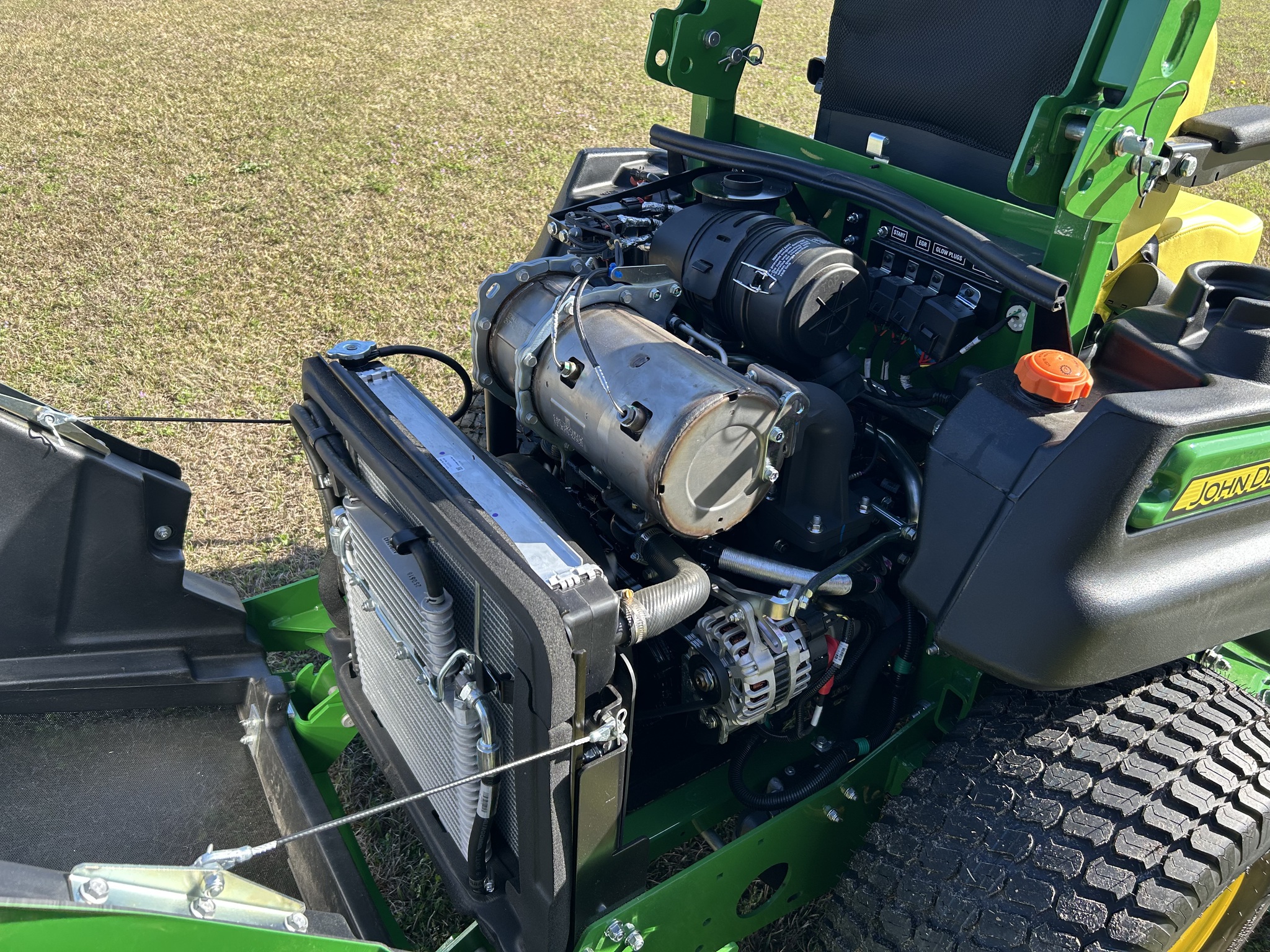 2026 John Deere Z997R Image 8
