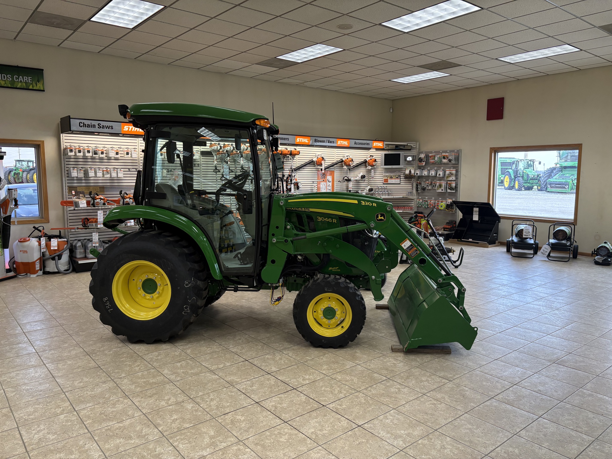  2025 John Deere 3046R at Heritage Tractor in Carthage, IL