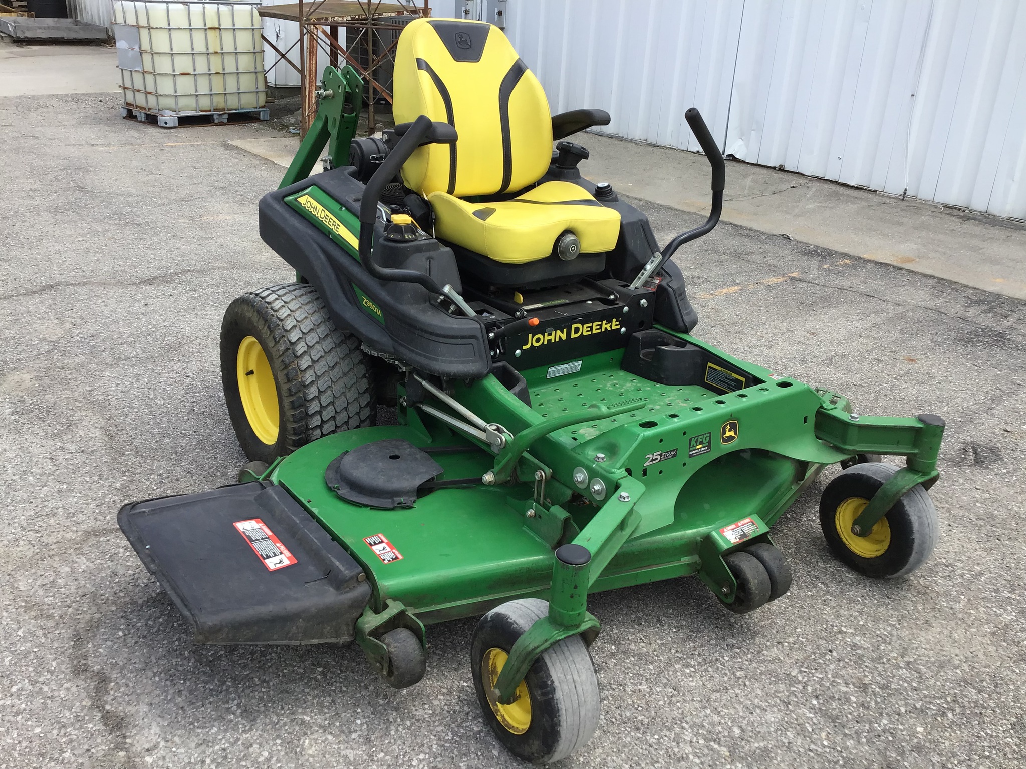 2022 John Deere Z950M Image 1