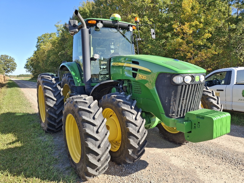 2008 John Deere 7630 Row Crop Tractors