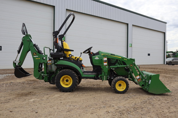 New In-Stock 2026 John Deere 1025R Compact Utility Tractors at Horizon Ag & Turf in Horizon Ag & Turf,  - Photo2