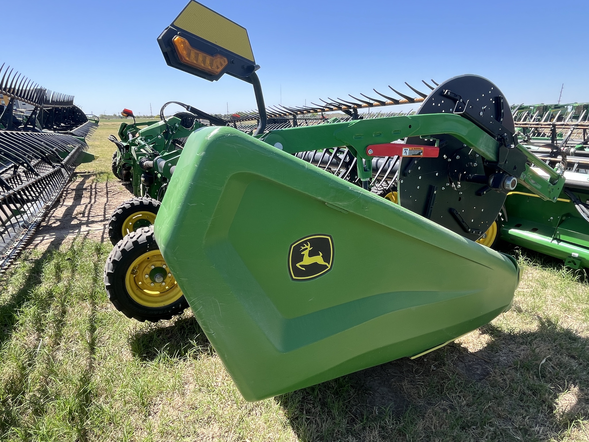 2024 John Deere HD35R Image 4