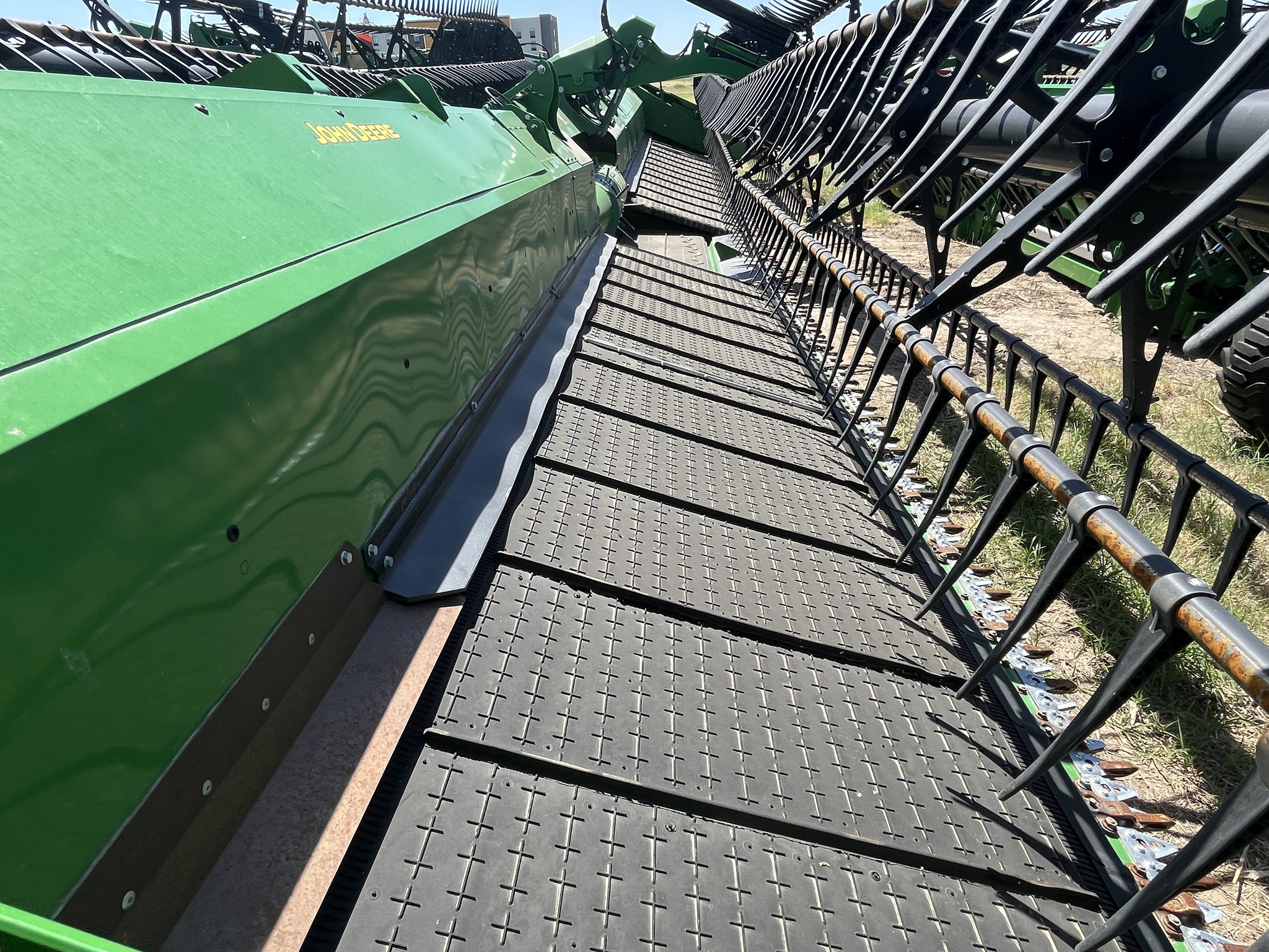 2024 John Deere HD35R Image 7