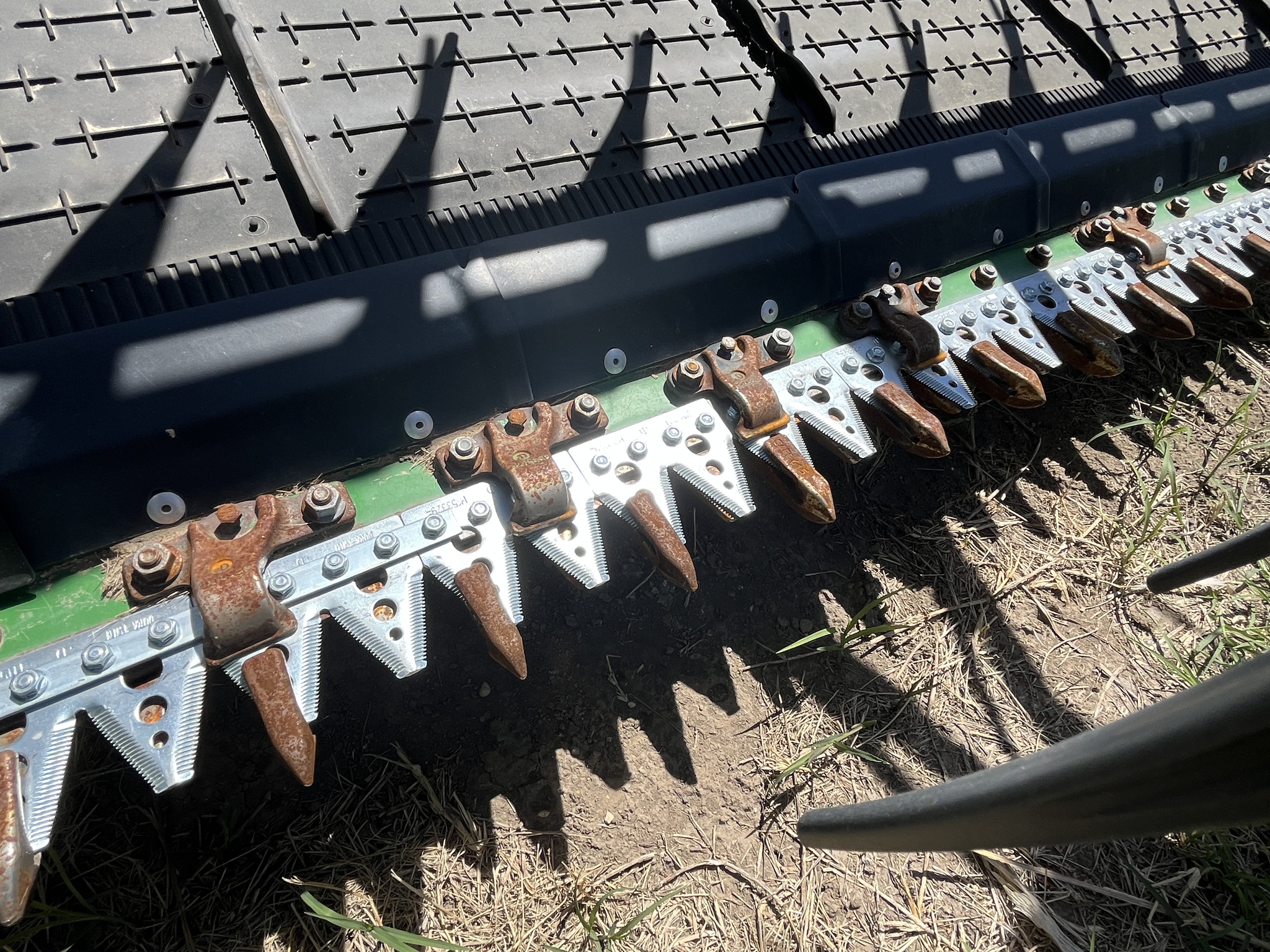 2024 John Deere HD35R Image 8