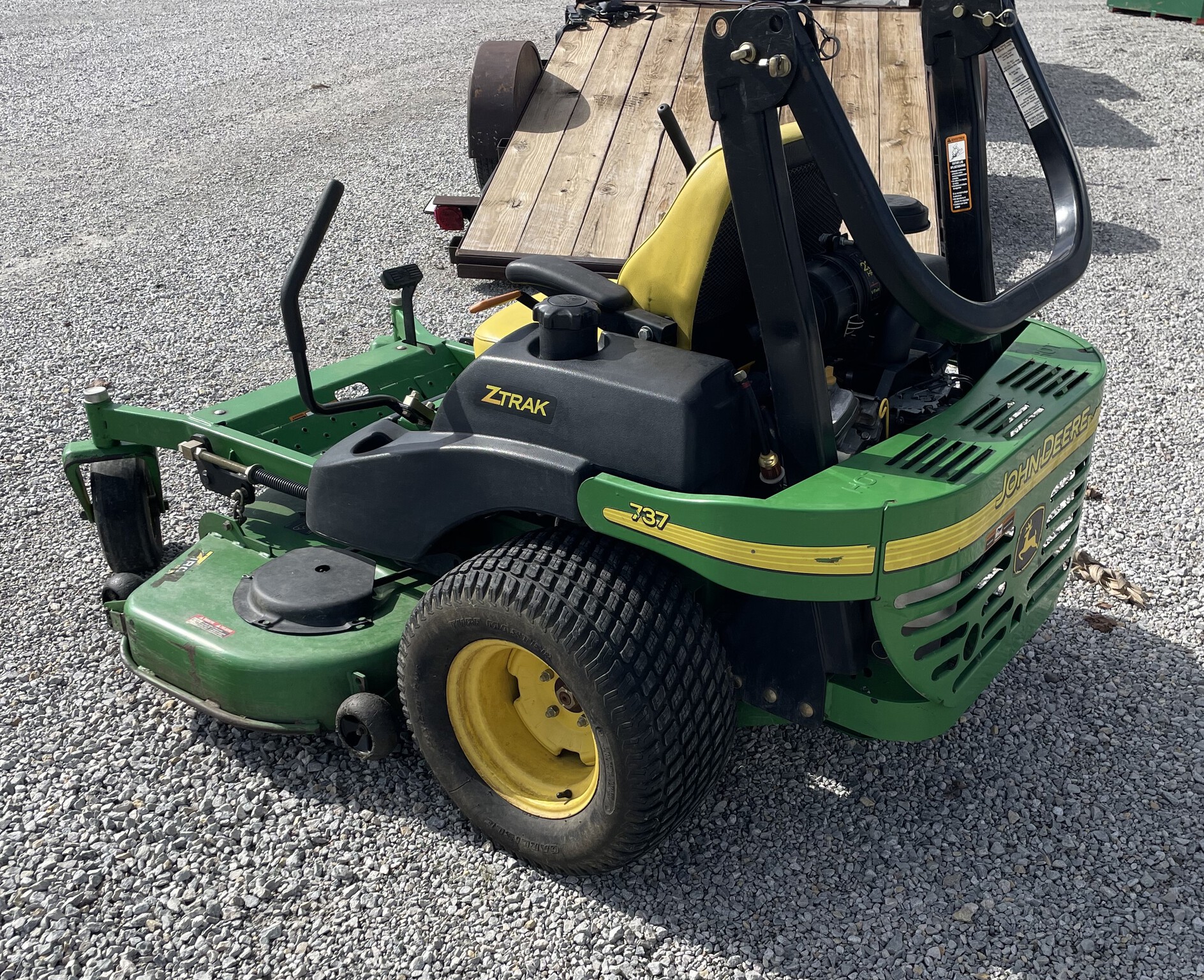 2005 John Deere 737 Image 7