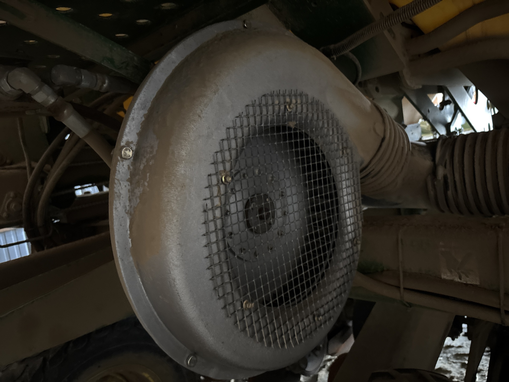 Used 2005 John Deere 1890 Air Drills and Seeders at Koenig Equipment in Anna, OH - PhotoXL13