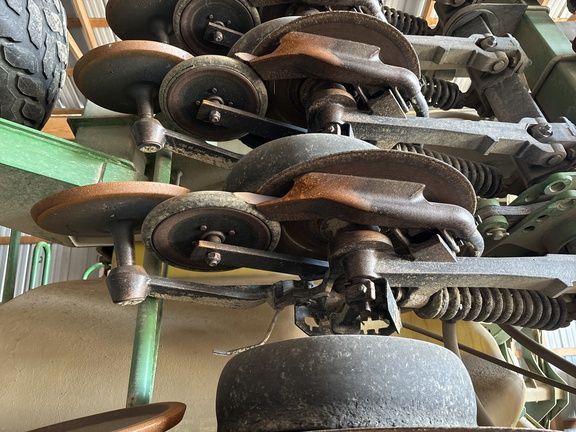Used 2005 John Deere 1890 Air Drills and Seeders at Koenig Equipment in Anna, OH - Photo21