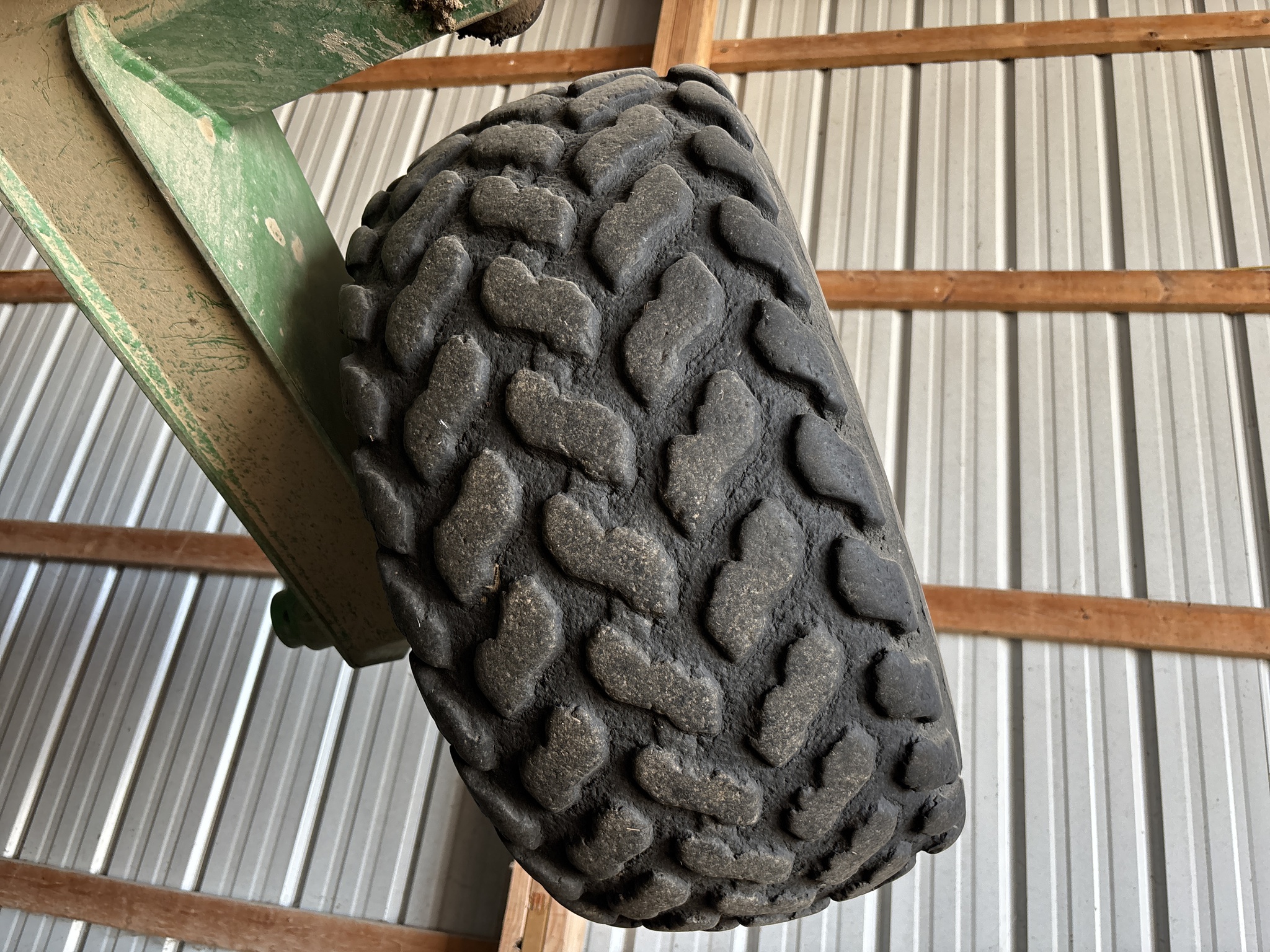 Used 2005 John Deere 1890 Air Drills and Seeders at Koenig Equipment in Anna, OH - PhotoXL27