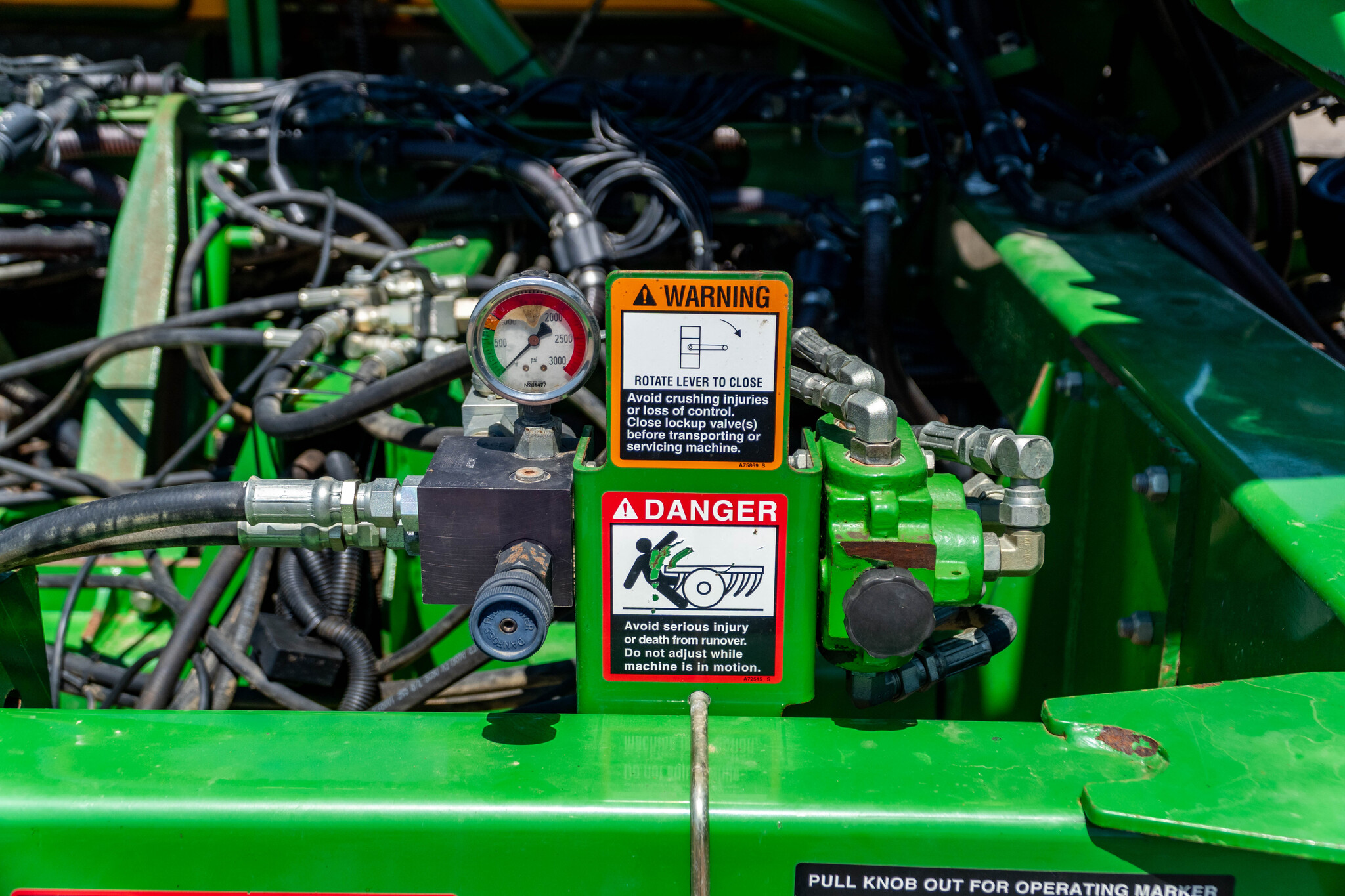 Used 2005 John Deere 1890 Air Drills and Seeders at Koenig Equipment in Anna, OH - PhotoXL11