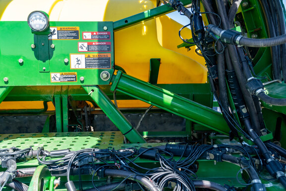 Used 2005 John Deere 1890 Air Drills and Seeders at Koenig Equipment in Anna, OH - Photo12