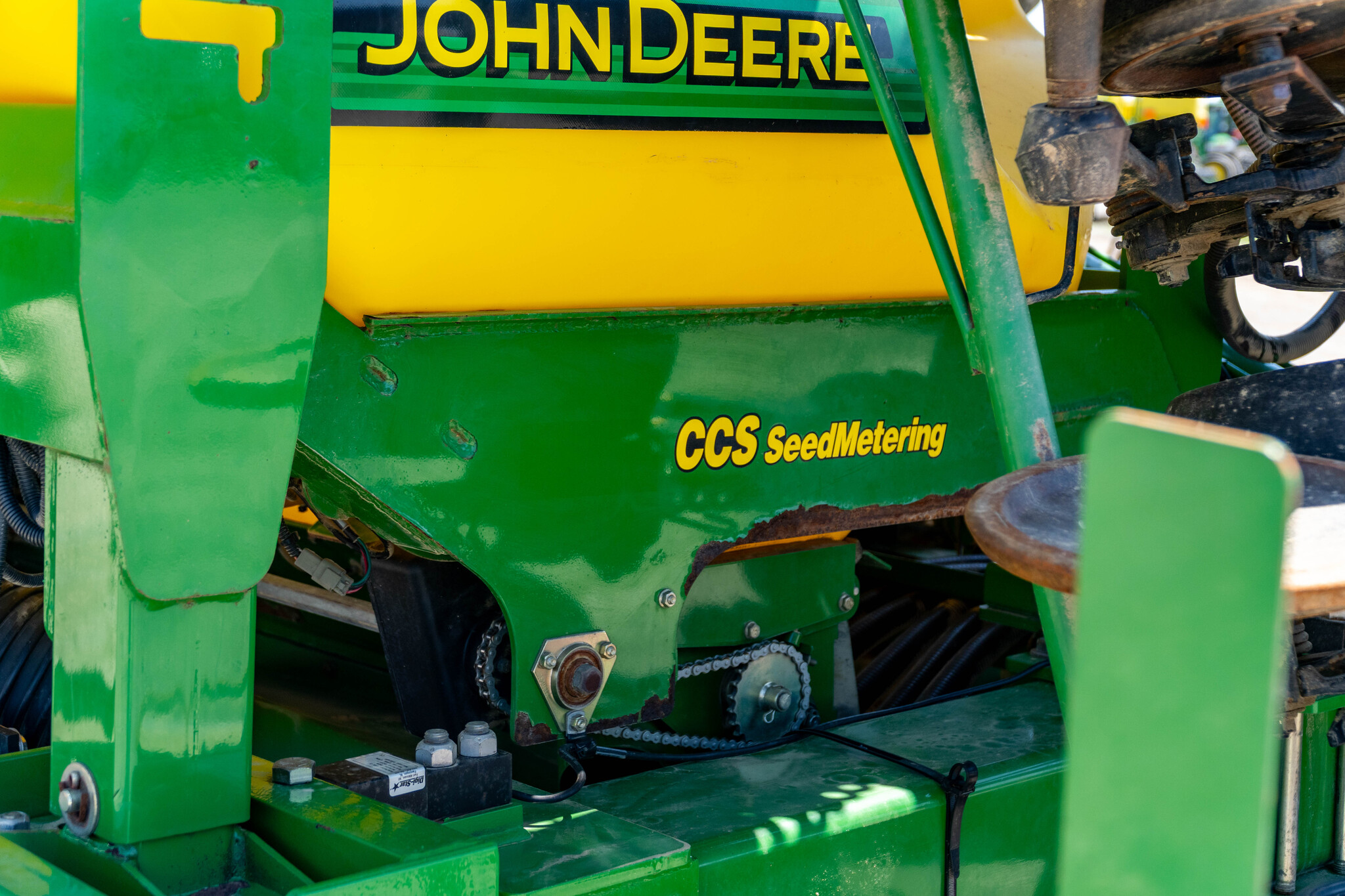 Used 2005 John Deere 1890 Air Drills and Seeders at Koenig Equipment in Anna, OH - PhotoXL25