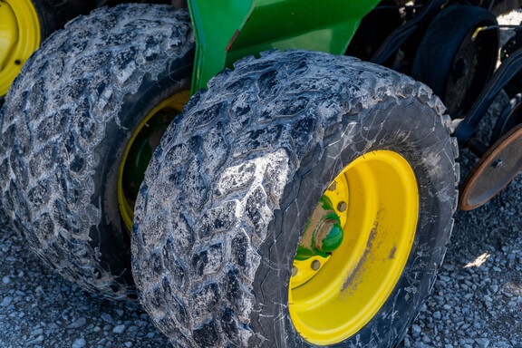Used 2005 John Deere 1890 Air Drills and Seeders at Koenig Equipment in Anna, OH - Photo27
