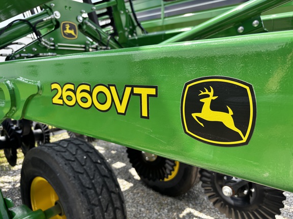 New In-Stock 2024 John Deere 2660VT Vertical Tillage at Koenig Equipment in Greenville, OH - Photo6