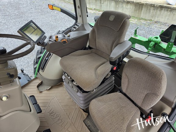 Photo of 2019 John Deere 8370R